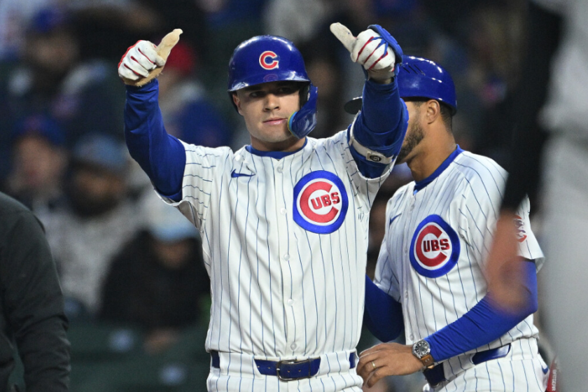 Reds’ Elly De La Cruz homers...
