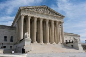 Trump asks Supreme Court to clear...
