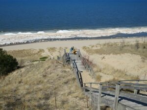 Laketown considers options for new beach...