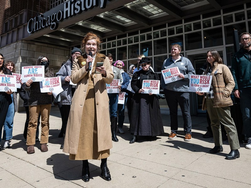 IDHS workers protest management, staffing issues