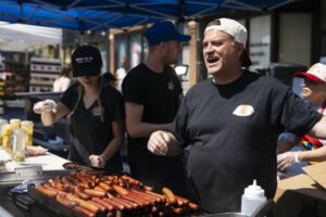 Winning wiener: Windy City Hot Dog...